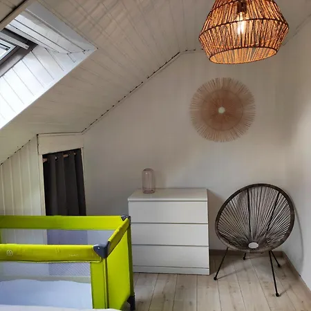 Lacs De L'eau D'heure Chez Oma