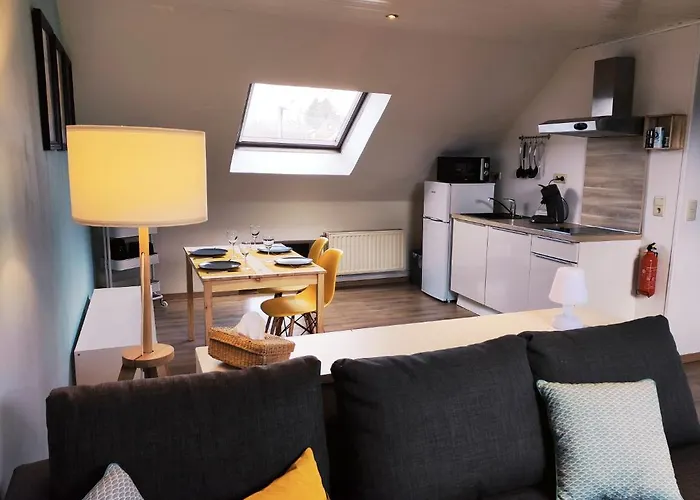 Lacs De L'eau D'heure Chez Oma Apartamento