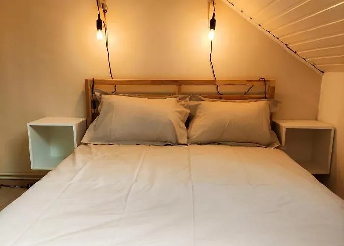 Lacs De L'eau D'heure Chez Oma Apartamento *